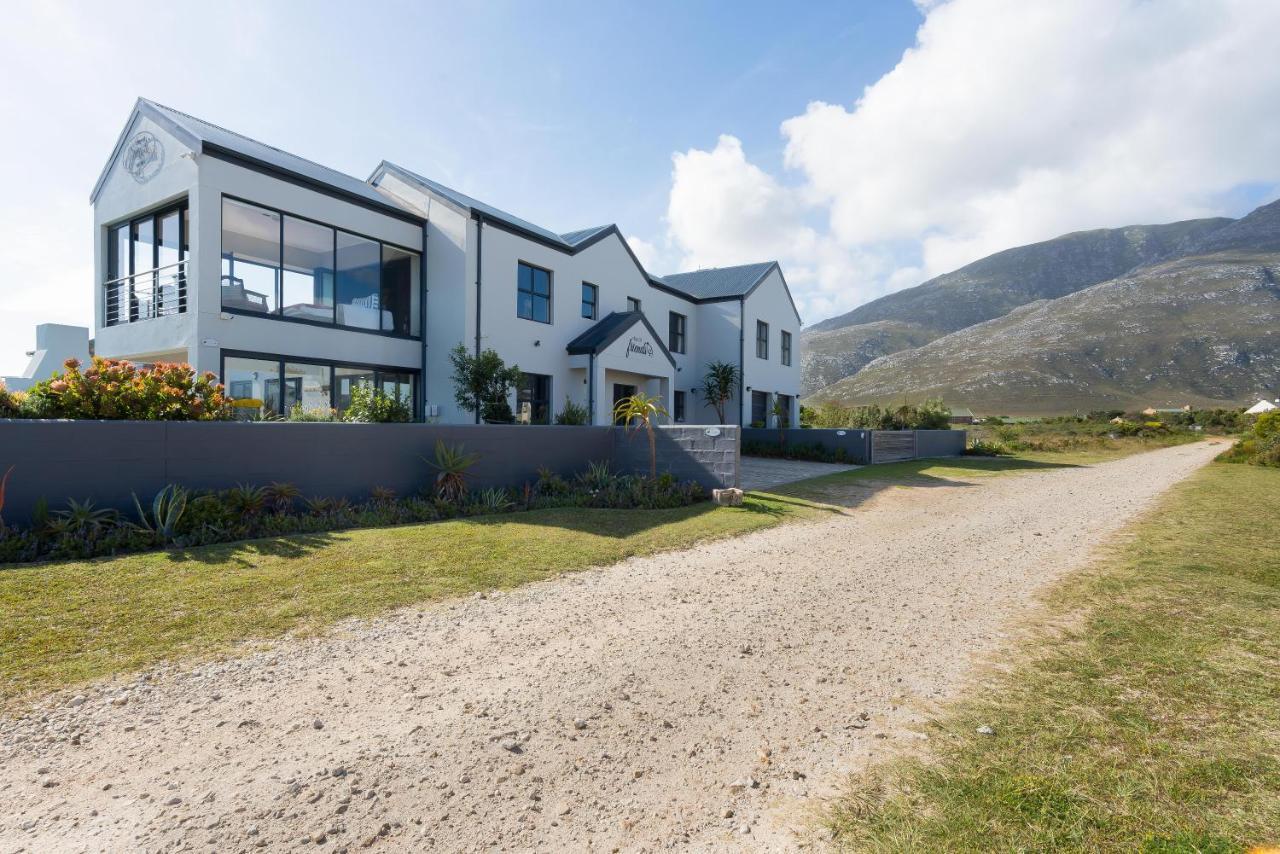 Stay At Friends Economic Rooms Malkopvlei 外观 照片