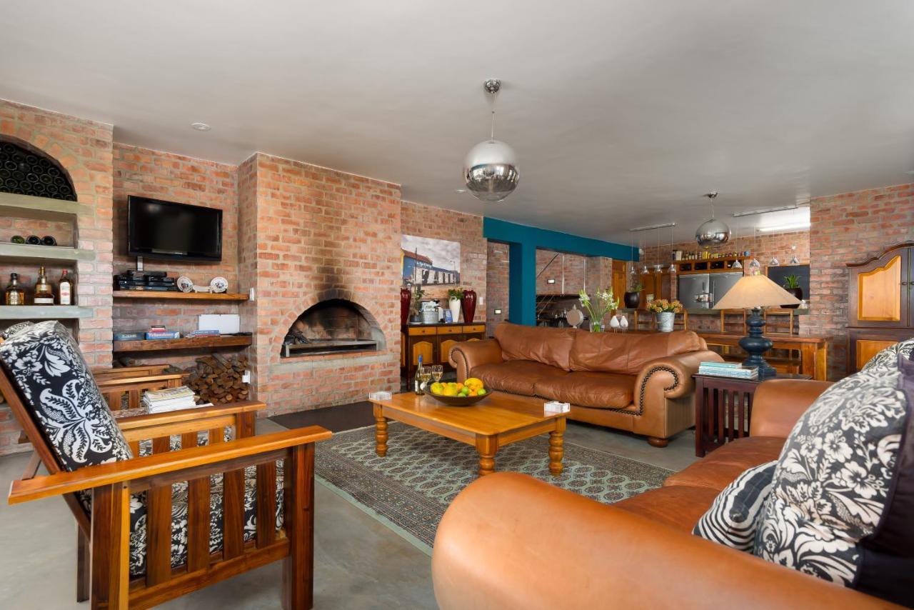 Stay At Friends Economic Rooms Malkopvlei 外观 照片